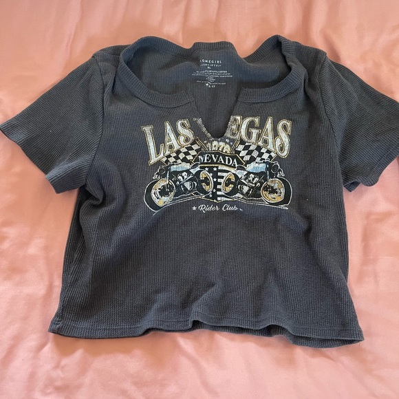 2 for 1 nice crop tops - Picture 1 of 2